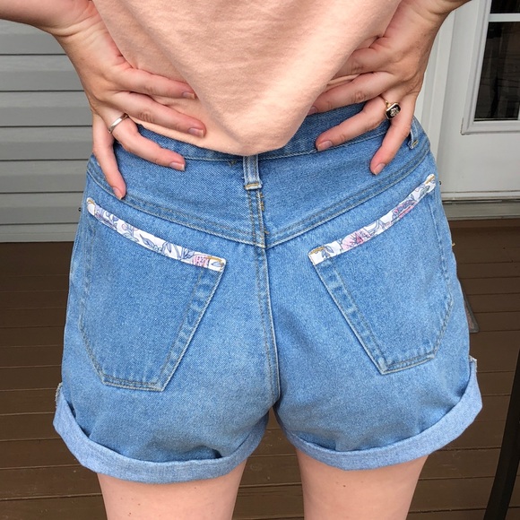 VINTAGE Patchwork Mom Jean Short - Picture 7 of 7